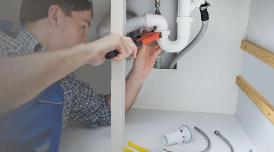 Expert burst pipe repair services in Chambers, NE
